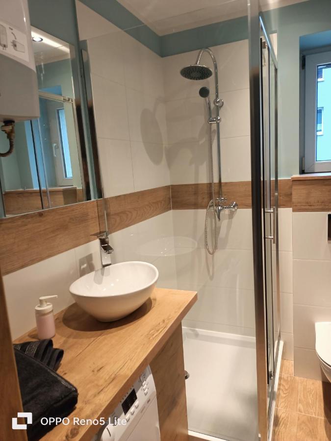 Apartament Przy Kortach 2 Bytom Esterno foto